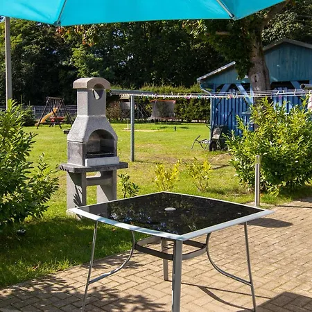 Am Waldrand Holiday home Barth